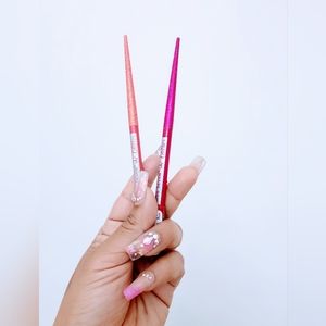 Glitter Eyeliner, lipliner 💖 👁✨️ $15 each one